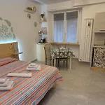 Apartment Leone Bed & Dreams Rom