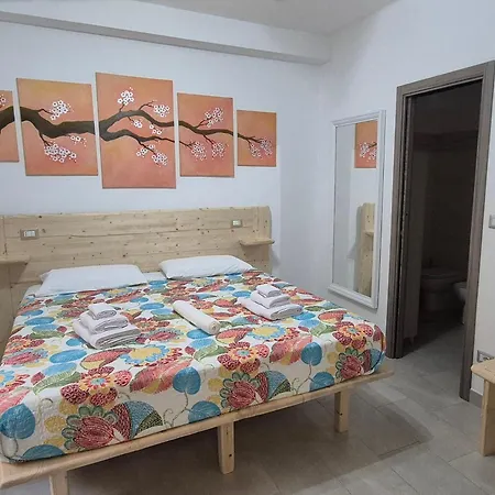Leone Bed & Dreams Apartment *